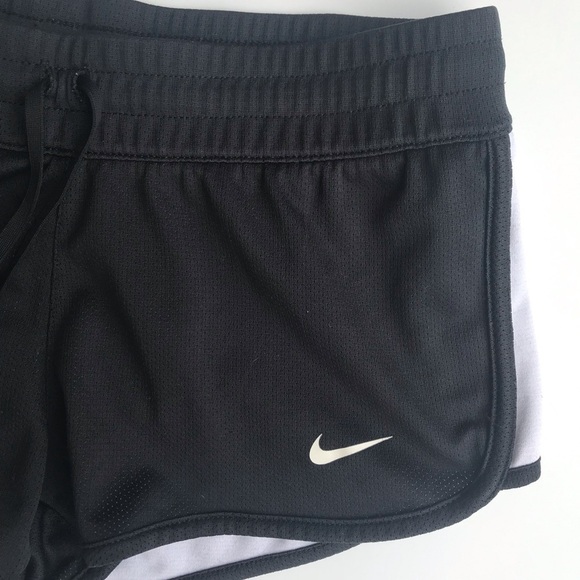 Nike Black Athletic Jogging Shorts - Picture 6 of 7